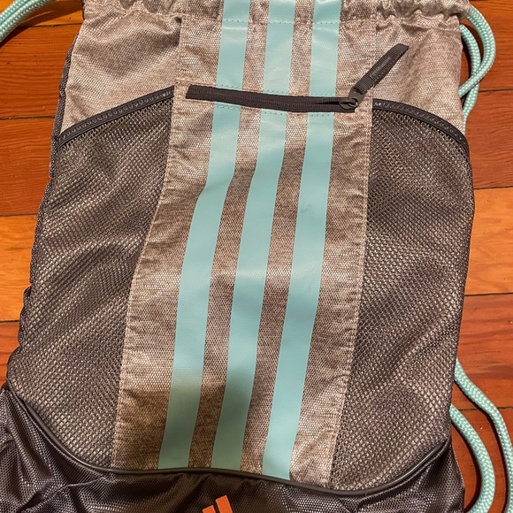 Adidas Backpack size small - Picture 4 of 4